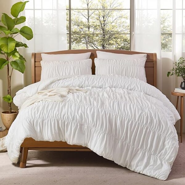 Bedbay Boho Ruched Comforter - Image 4
